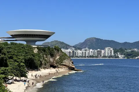 Museum für zeitgenössische Kunst (MAC) in Niterói