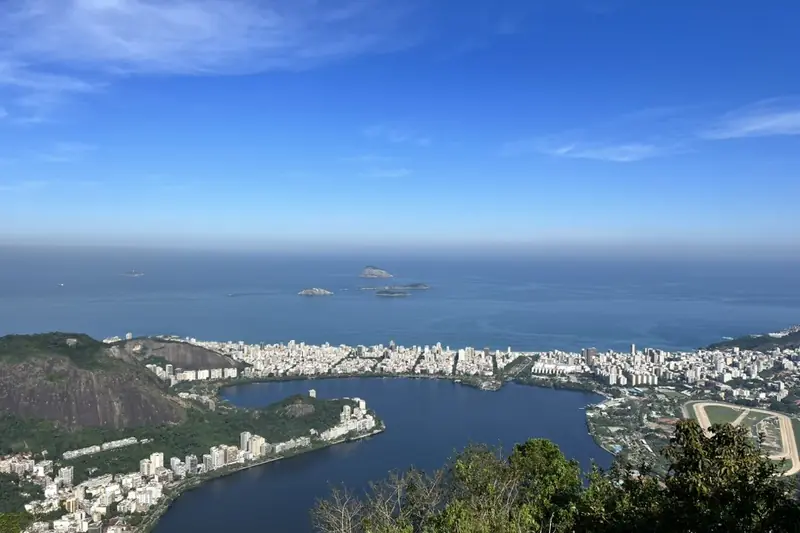 Blick vom Corcovado über die Lagune, Ipanema und Leblon